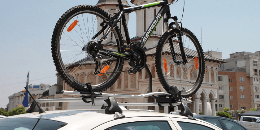 Bagażnik rowerowy – na dach czy do haka?