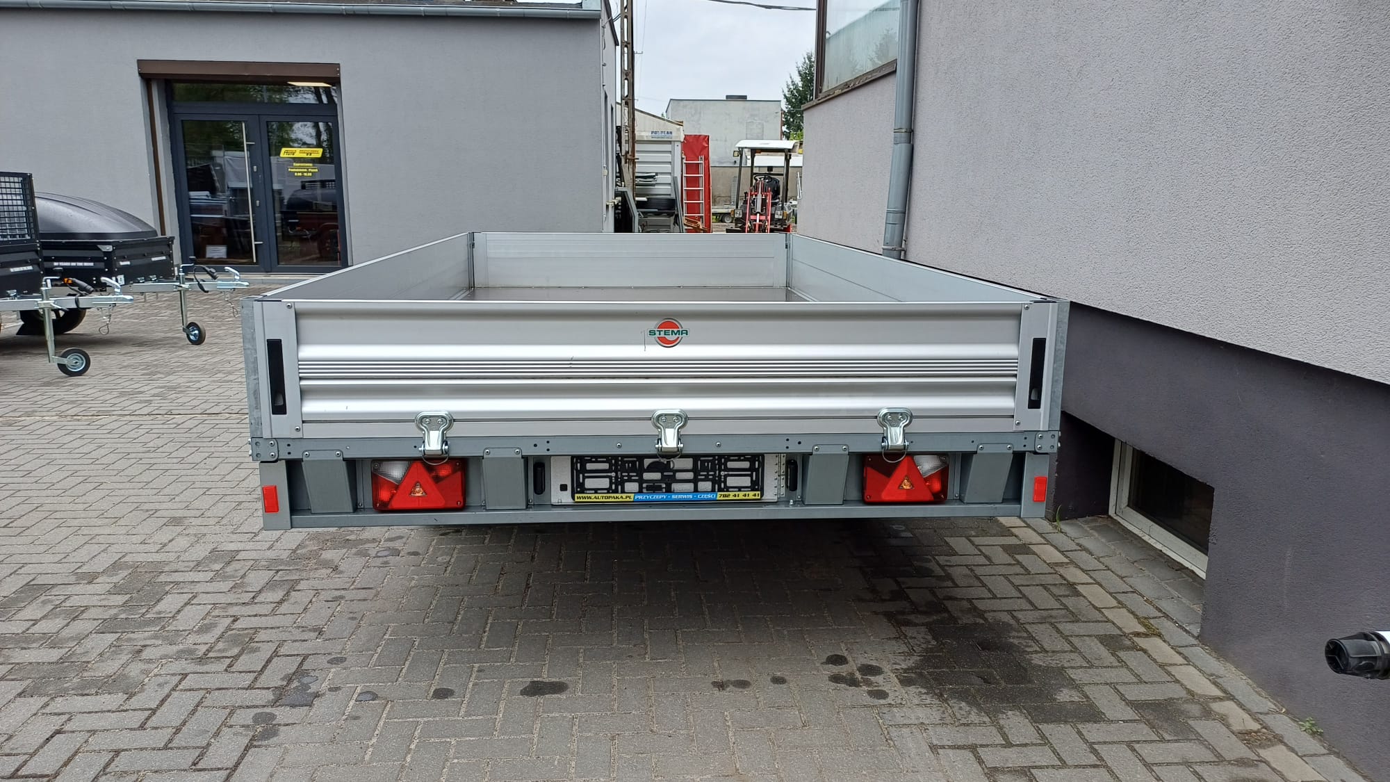 Przyczepa Platforma STEMA 400x200CM, DMC 2700 KG+ BURTY