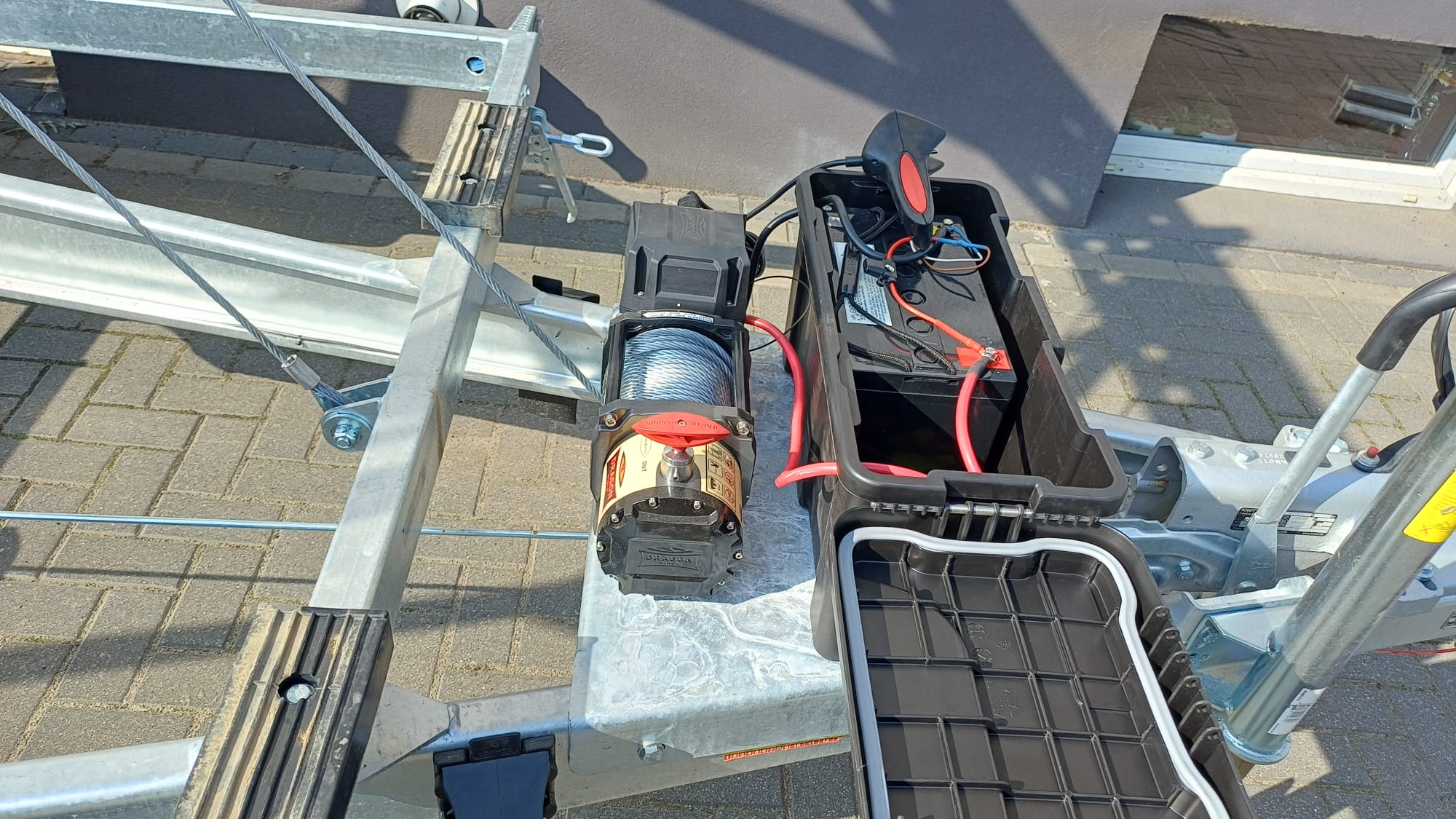 Przyczepa kablowa Wark z wciągarką elektryczną, DMC do 3,5 t