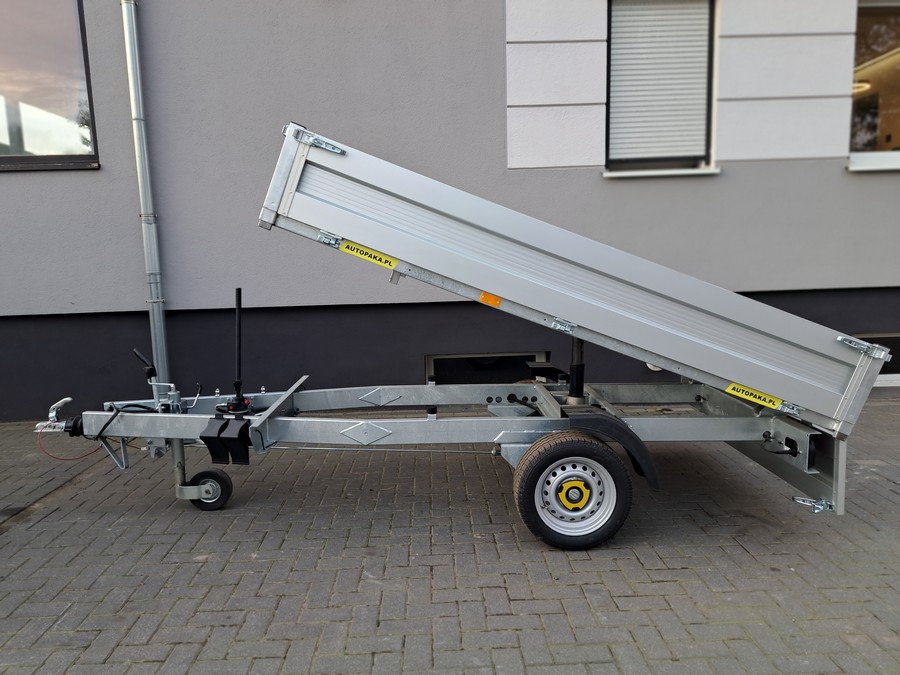 Nr.36 – Przyczepa podkoparkowa WARK 370x180cm, ładowność 2610kg, DMC 3500kg.