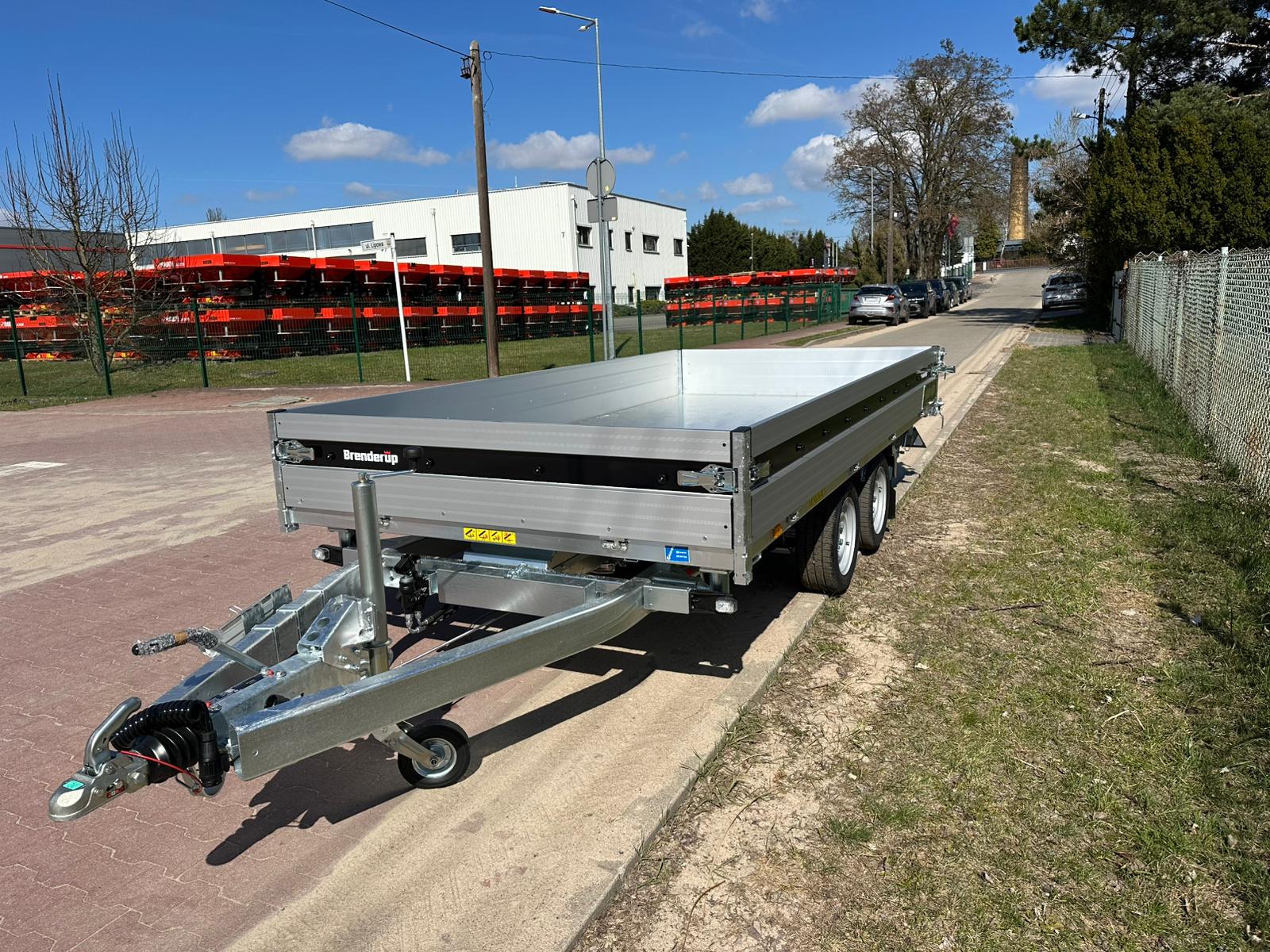 Wywrotka uchylna BRENDERUP TT5375ATB3500 KIPPER-3 STRONNY, do 3500 kg (Kopia)