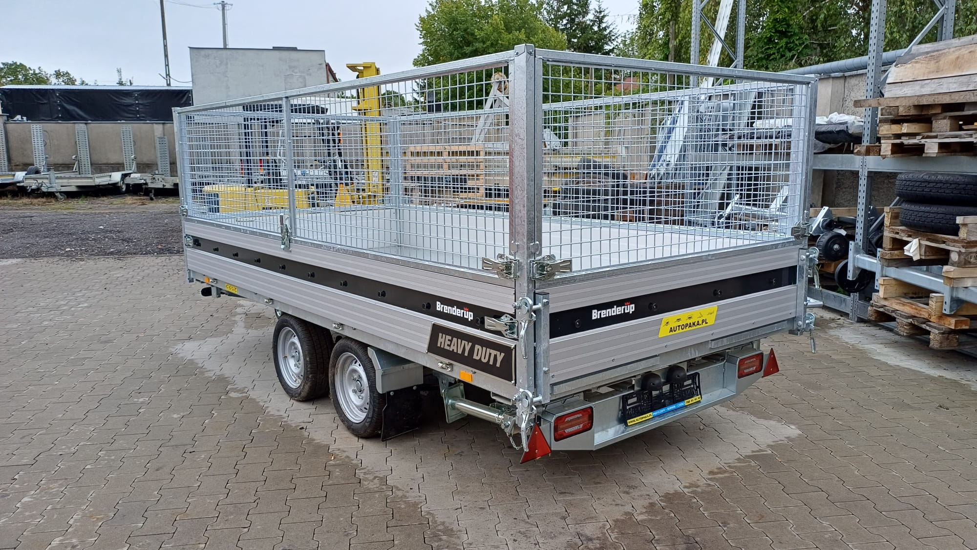 Wywrotka BRENDERUP TT5375ATB3500 3 STRONY, 375X180X35 CM, DMC 3500KG na resorach! (081783)
