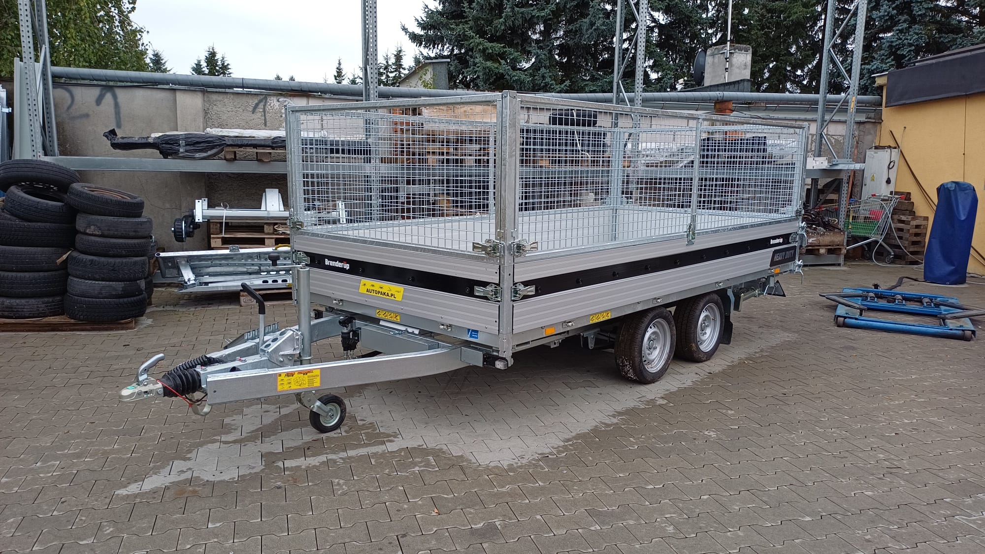 Wywrotka BRENDERUP TT5375ATB3500 3 STRONY, 375X180X35 CM, DMC 3500KG na resorach! (081783)