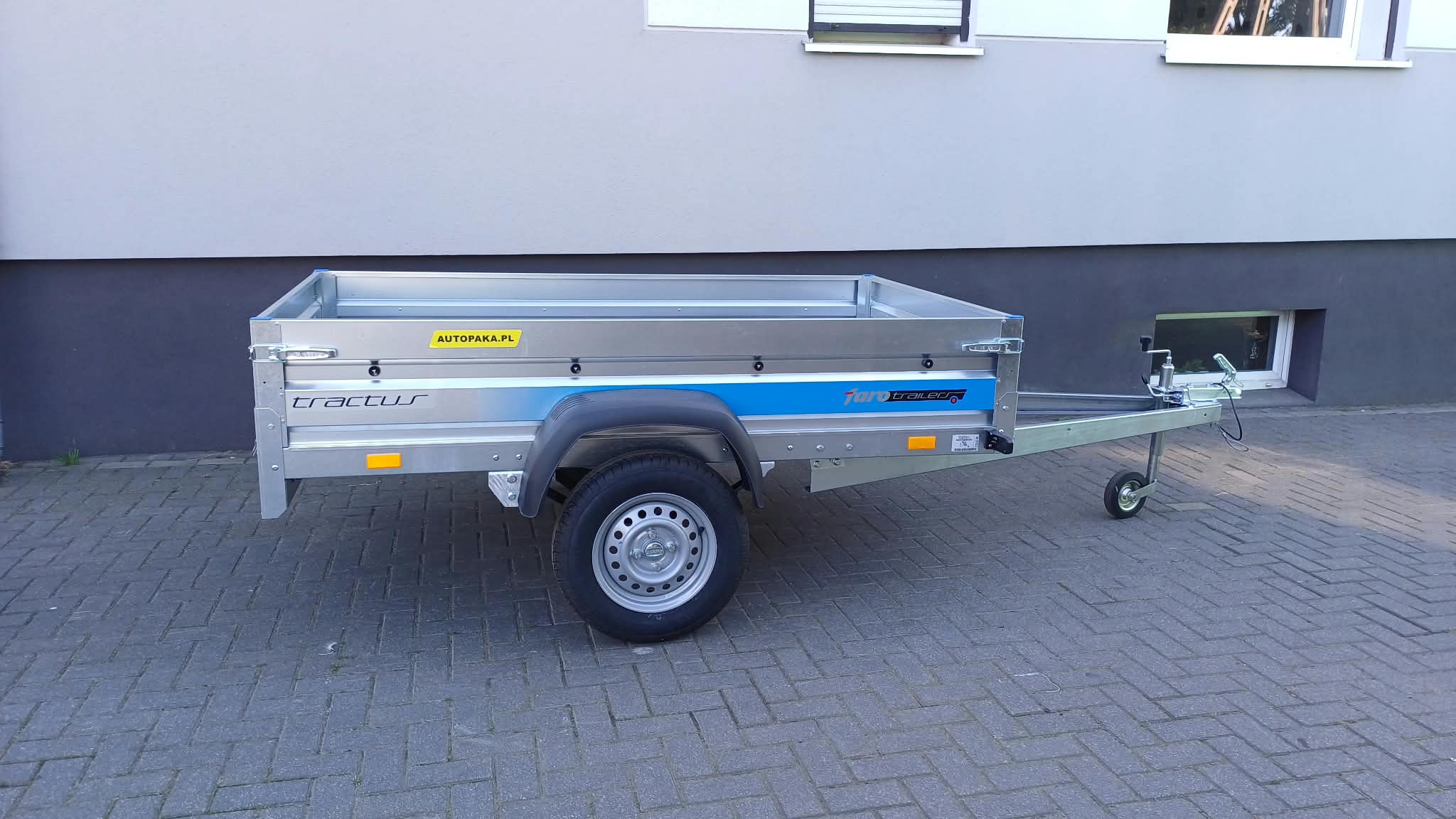 Przyczepa Faro Tractus Multi-Flex na resorze, DMC: 750 kg, 263 x 125 x 35cm (Kopia)