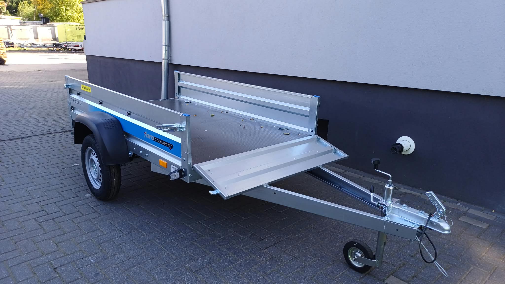 Przyczepa Faro Tractus Multi-Flex na resorze, DMC: 750 kg, 263 x 125 x 35cm (Kopia)