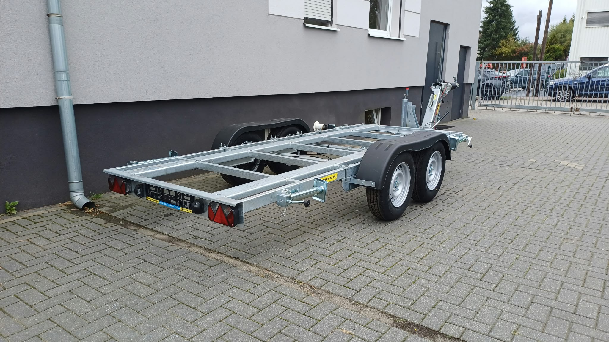 Przyczepa do agregatu WARK z regulowanym dyszlem, 320×144 CM, DMC 3500kg (Kopia)