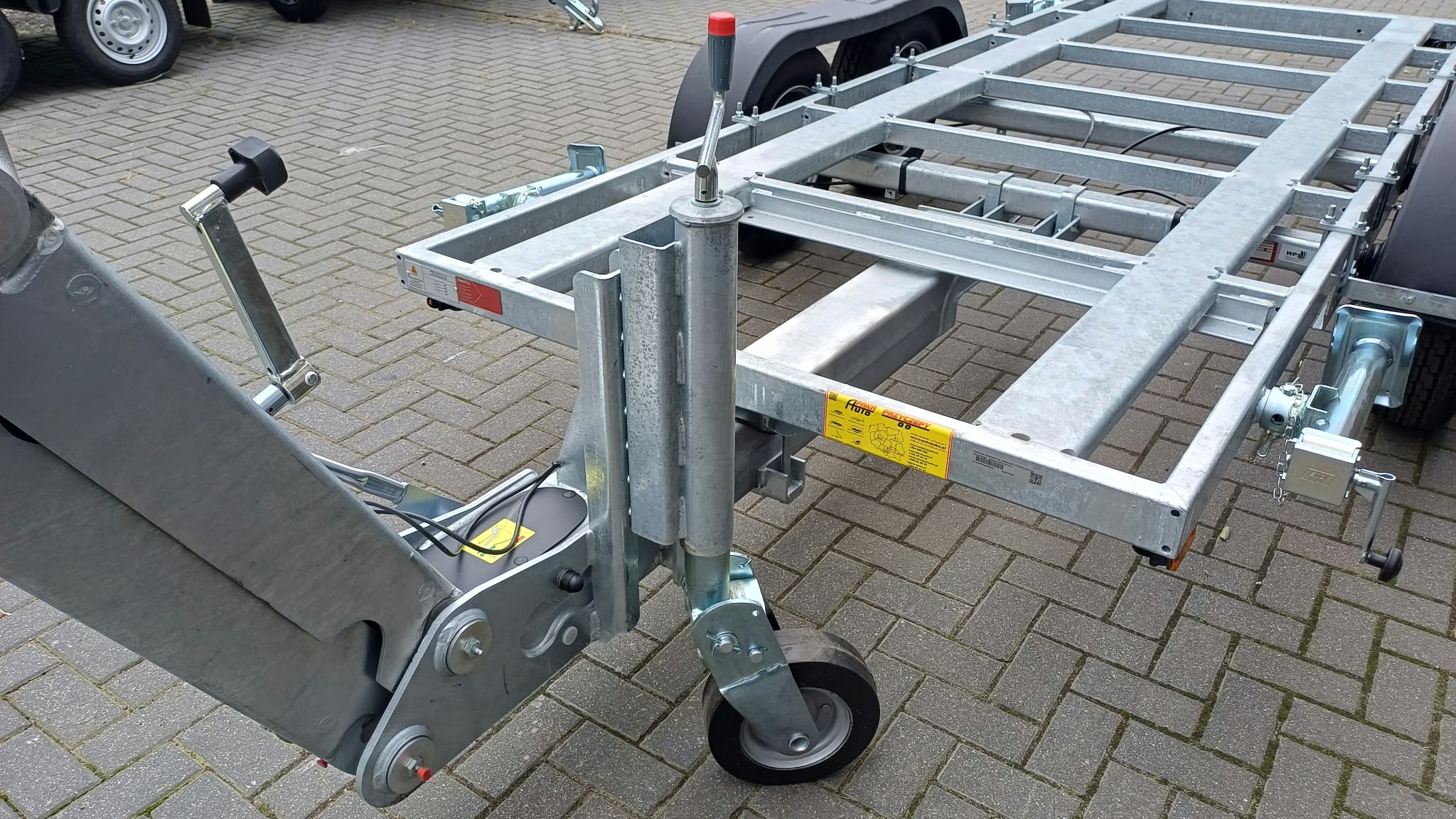 Przyczepa do agregatu WARK z regulowanym dyszlem, 320×144 CM, DMC 3500kg (Kopia)