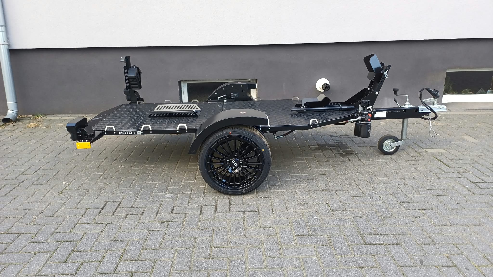 Przyczepa do transportu motocykla – quada Faro Viarus One, 220×112 CM, DMC 750 KG (Kopia)
